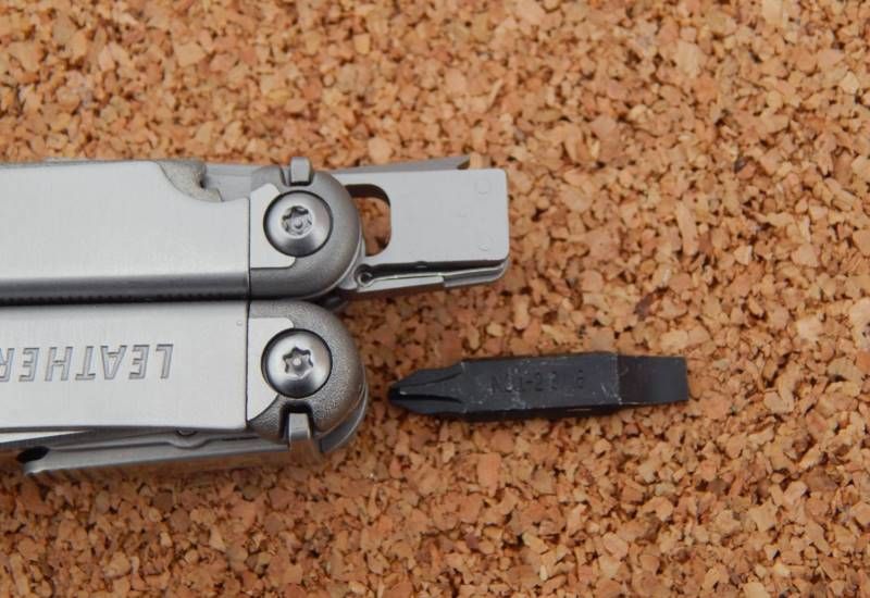 Мультитул Leatherman Wave Plus